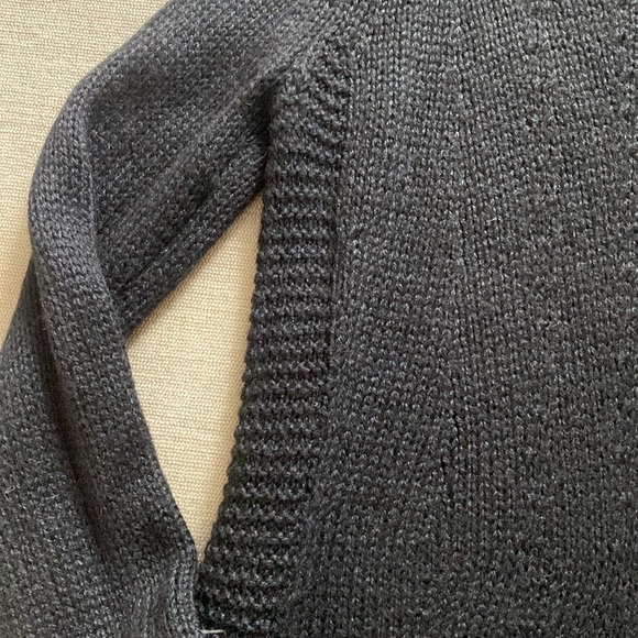 Theory Aleesna Leuna Silk Alpaca Blend Black Knit Button Shoulder Sweater Size M - Picture 6 of 13